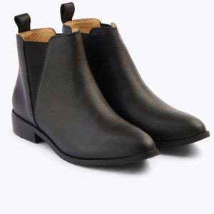 BRAND NEW NISOLO Black Chelsea Commuter Boot // Size: 8